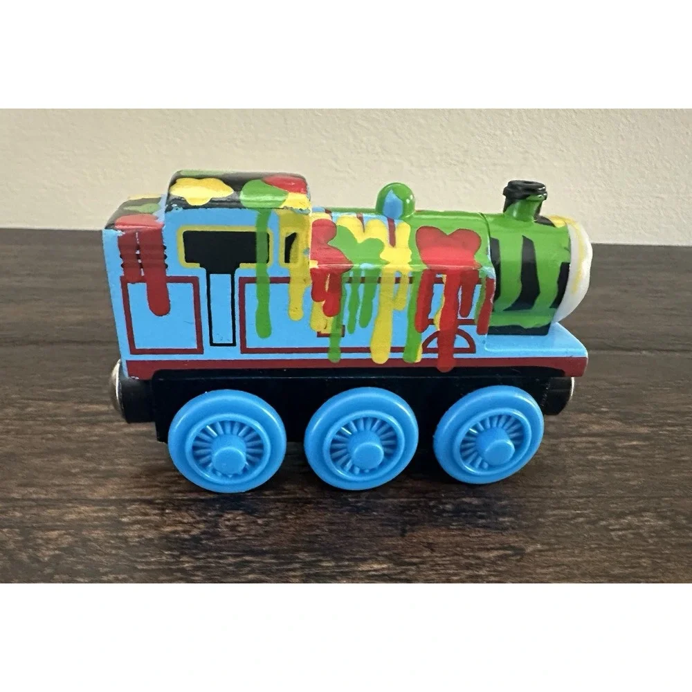 PAINT SPLATTERED Thomas and Friends Wooden‎ Railway Train
